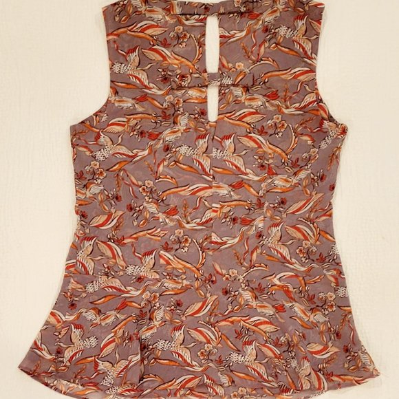 Size XS: CAbi Good Luck Blouse with Red Crane Style 3611 - Picture 3 of 4